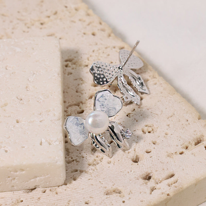 ca3235f4-3e1d-4bee-8afe-1a151f1eaf61